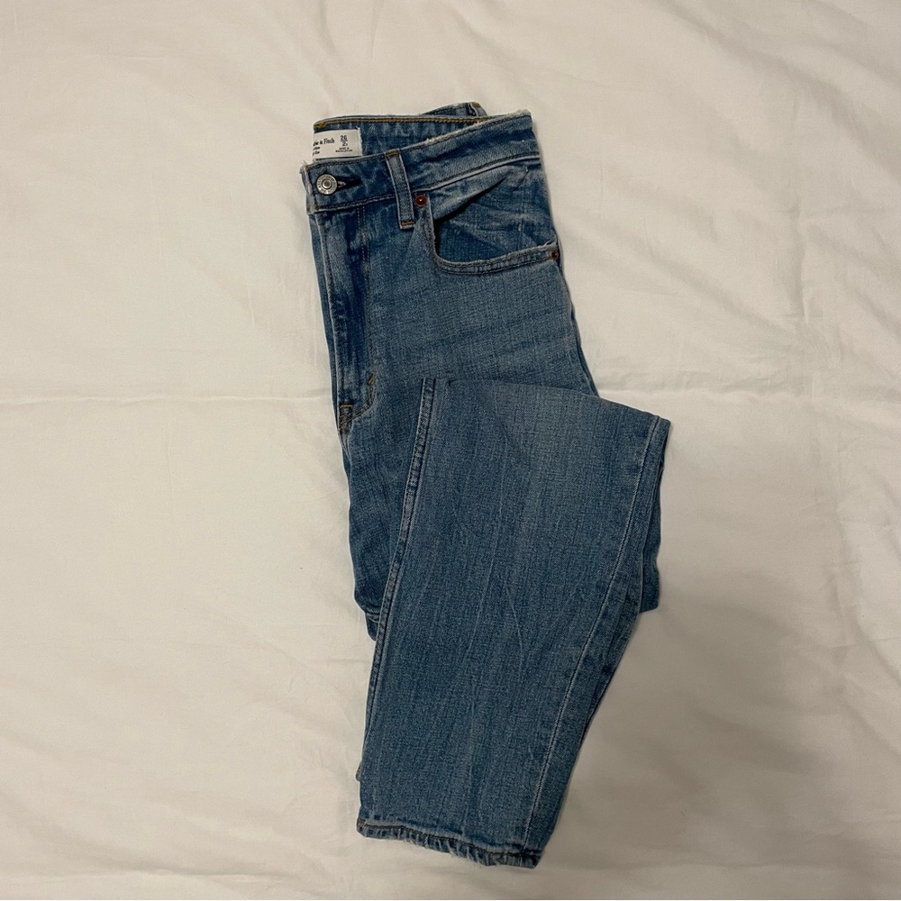 Abercrombie Mom Jeans